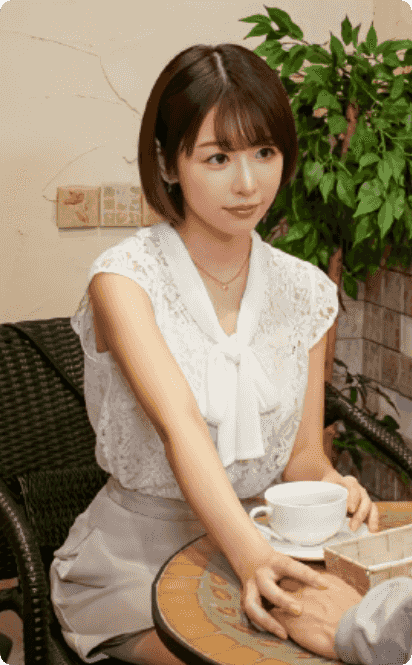 都筑亚美(坂井千晴)图片