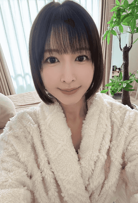 角奈保(仁藤沙耶香)图片