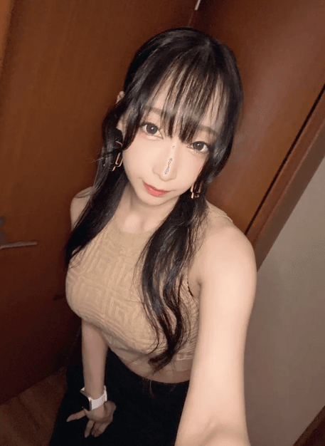 莲实克蕾儿(安达亚美)图片