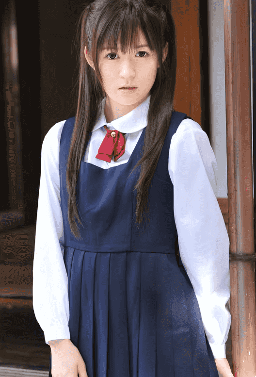 上原爱(片山莉乃)图片