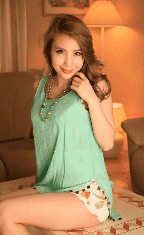 一条莉音(铃木里绪奈)图片